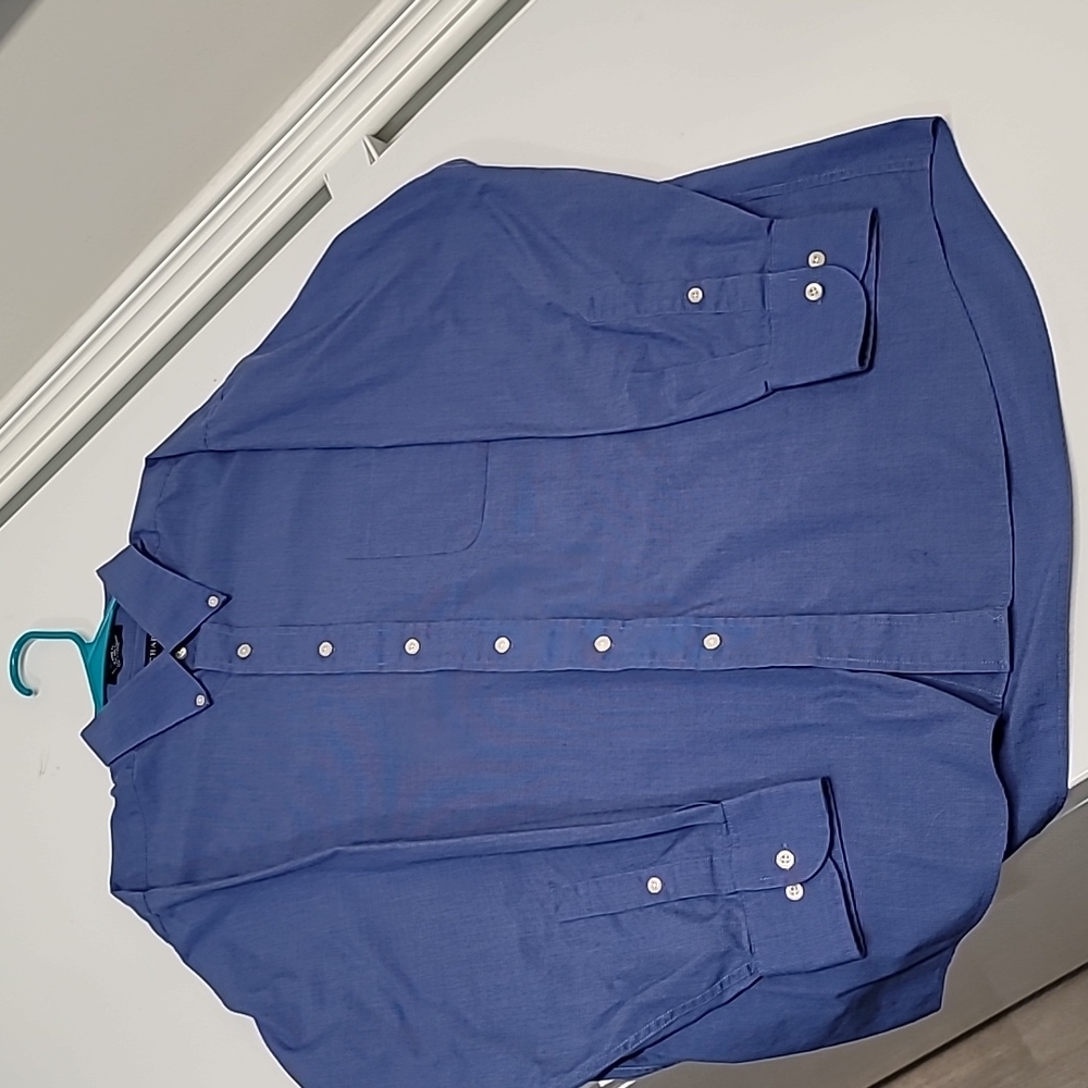 Men's Chaps casual button down long sleeve shirt